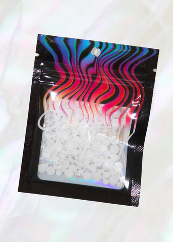 ICY HOLOGRAPHIC PEARLS MIXED SIZE BAGGIE