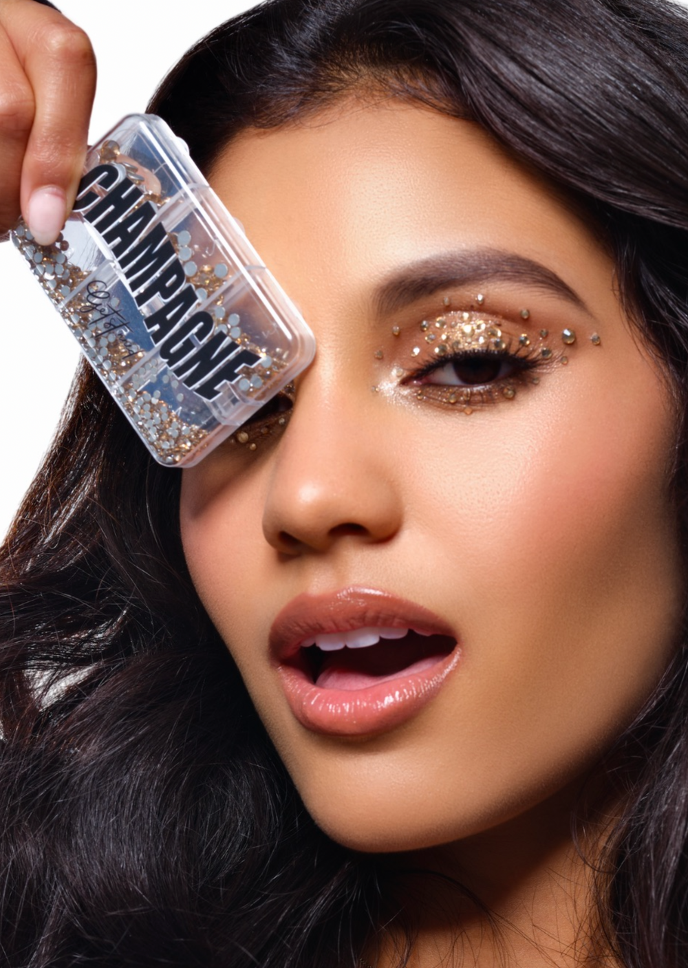 2mm, 3mm, 4mm, 5mm, champagne rhinestones, Festival makeup, Rave makeup, Euphoria Makeup, Makeup Artist, Rhinestone Makeup, Makeup Essentials, brilliant cuts, bling rhinestone, champagne rhinestone packs, makeup artist, gold rhinestones